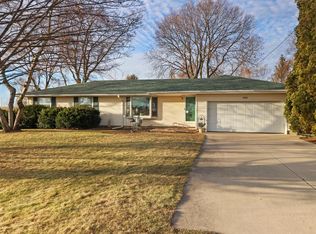 W6442 Territorial Rd, Whitewater, WI 53190