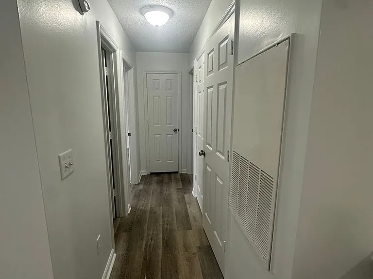 Arlington Apartments — Photo 170