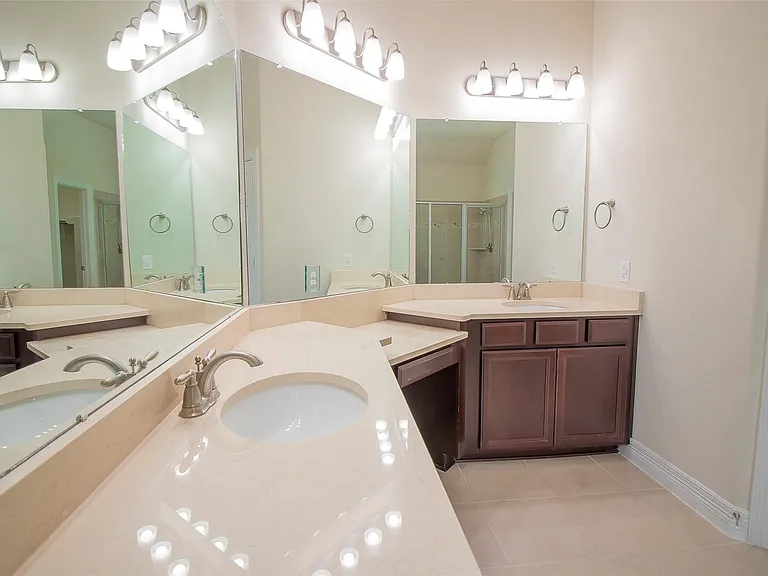4718 Sabero Ln — Photo 28