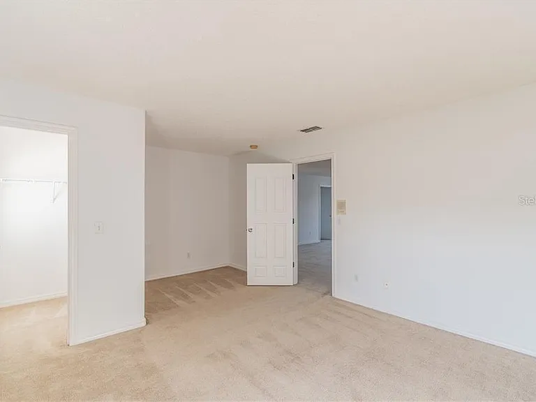 470 Canary Island Ct — Photo 36