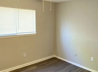 3990 Willow Cv APT 2, Memphis, TN 38111