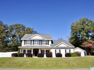 91 Arielle Cir, Guntersville, AL 35976