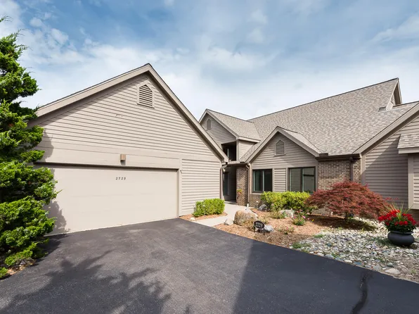 2729 Aspen Rd, Ann Arbor, MI 48108