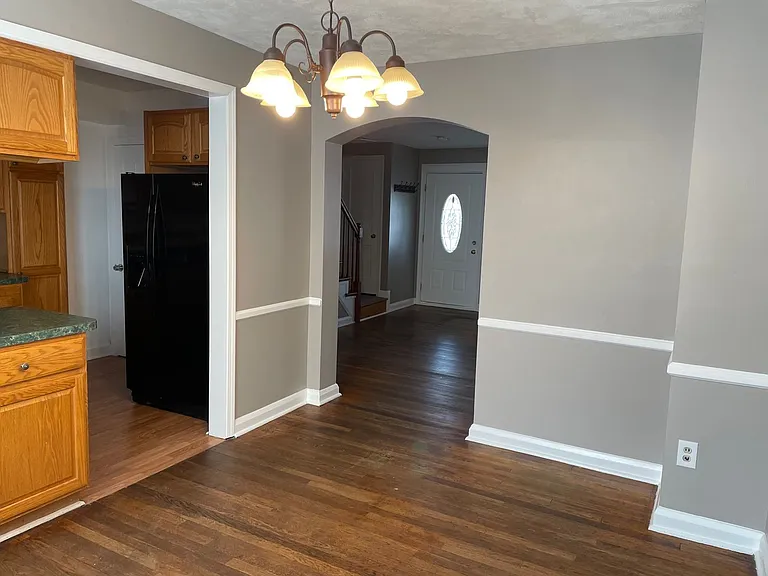 7325 Conley St — Photo 6