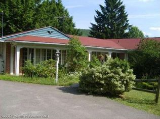 1000 Layton Rd, Clarks Summit, PA 18411