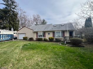 30 Roseland Ave, Warren, NJ 07059
