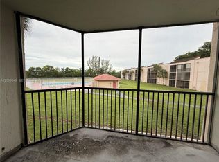 3396 Foxcroft Rd APT 210, Hollywood, FL 33025
