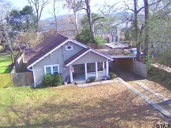 2nd image of 507 N Trinity St
