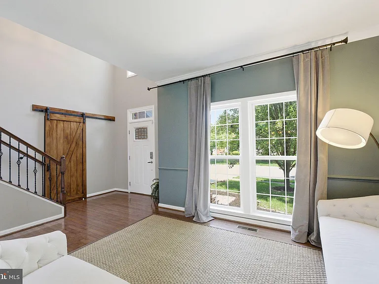 25403 Vacation Pl — Photo 4