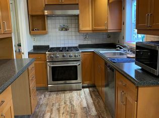 (Undisclosed Address), Stony Brook, NY 11790