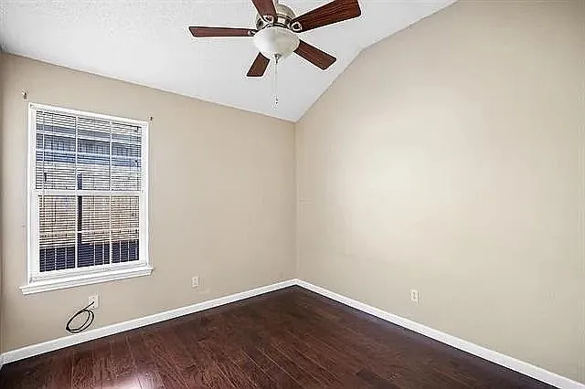 8512 Tamar Trl — Photo 8