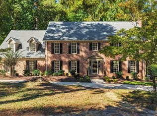 2404 Beechview Ct, Raleigh, NC 27615