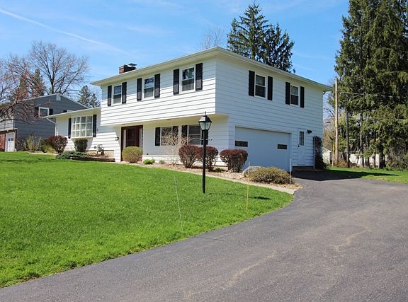 3rd image of 116 Sunset Ave