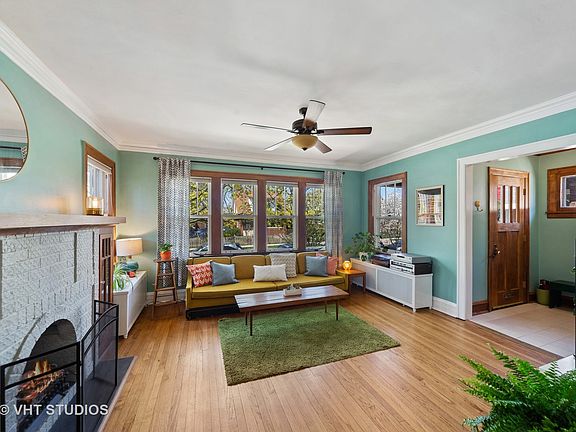 3rd image of 5029 N Saint Louis Ave