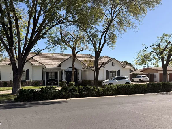 63 N LA ARBOLETA Drive, Gilbert, AZ 85234