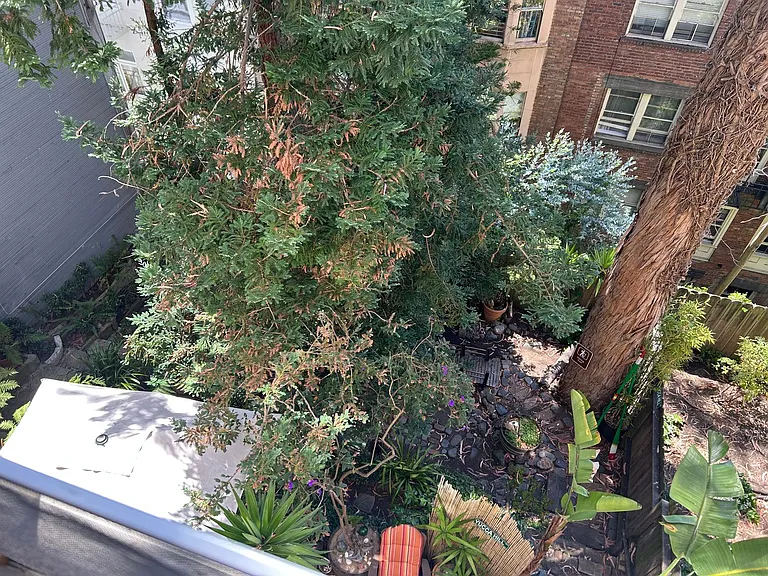 935 Pine St #1372R — Photo 7