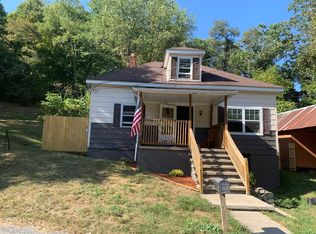 1277 Stoney Ridge Rd, Bluefield, WV 24701