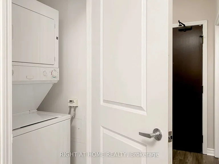 385 Prince Of Wales Dr #3310 — Photo 28