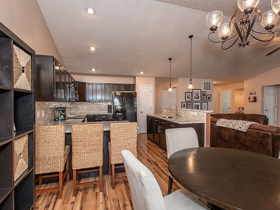 2nd image of 311 Wellington Ct