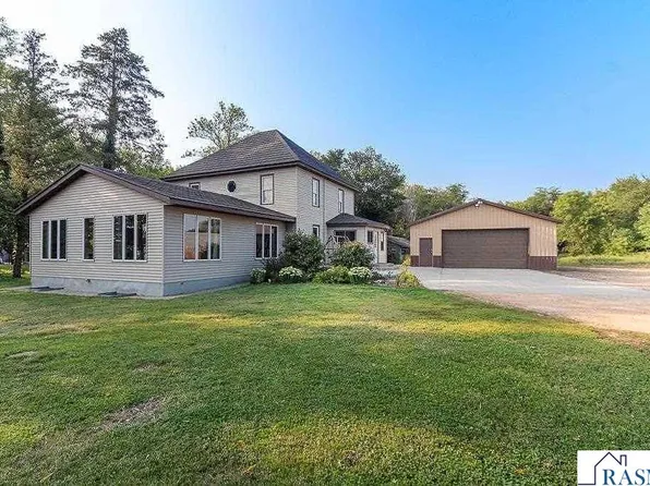 1024 Le Center St, Le Center, MN 56057