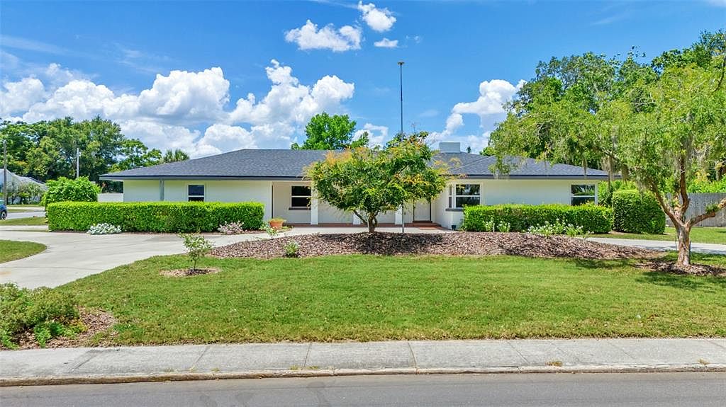333 Lake Otis Dr SE, Winter Haven, FL 33880 | MLS #P4934662 | Zillow