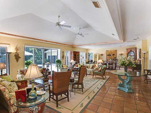 3rd image of 123 Gomez Road