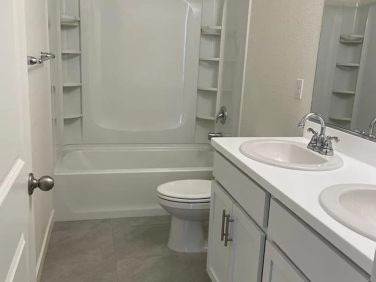 SHARED BATHROOM