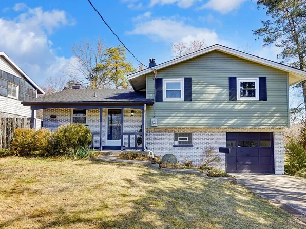 10752 Chelmsford Rd, Cincinnati, OH 45240