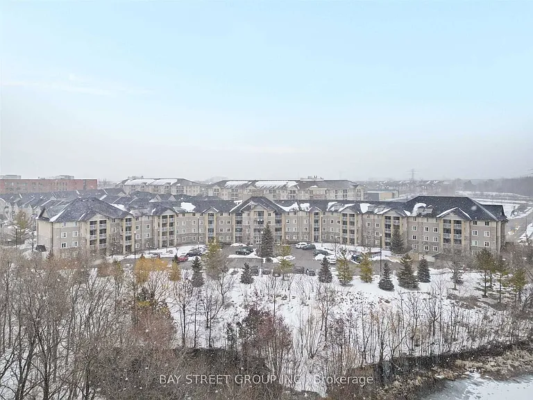 684 Warden Ave #429 — Photo 20