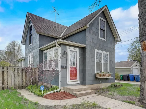 644 27th Ave NE, Minneapolis, MN 55418