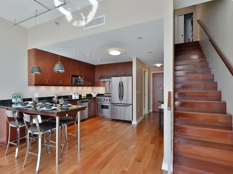 207 King St — Photo 12