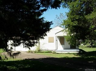 131 Sewell St, Selma, AL 36701