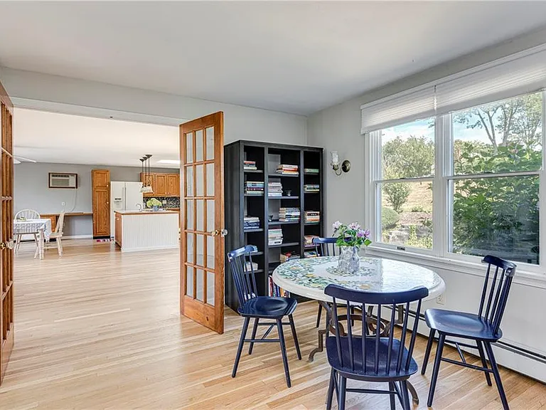 22 J H Dwyer Dr — Photo 8