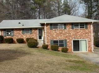 1706 Seayes Rd SW, Mableton, GA 30126