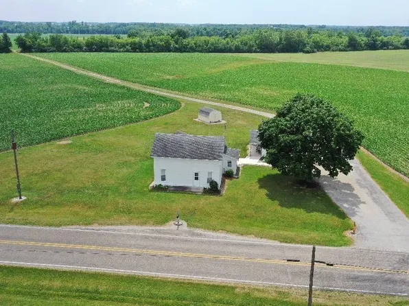 5380 N Piqua Rd, Decatur, IN 46733