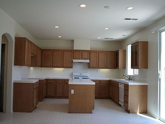 Gourmet Kitchen with Island