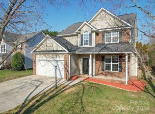 227 Chattaroy Dr, Charlotte, NC 28214