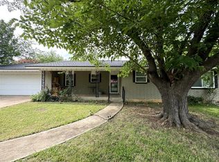 1085 W Park St, Stephenville, TX 76401
