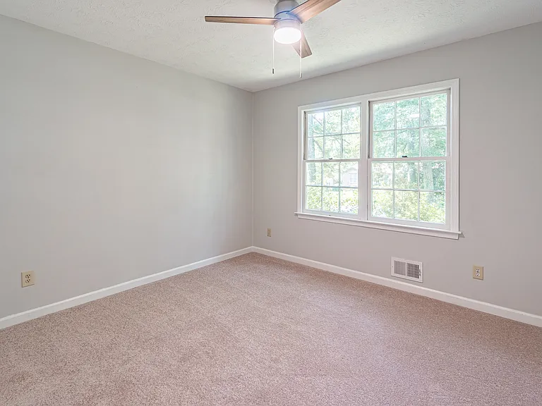 1708 Norton Estates Cir — Photo 24