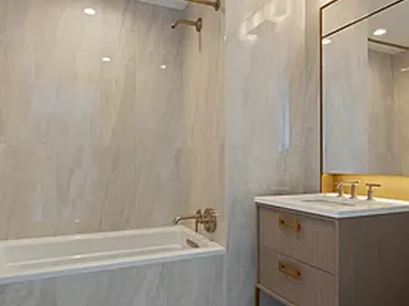 3 Court Square image 4 of 5