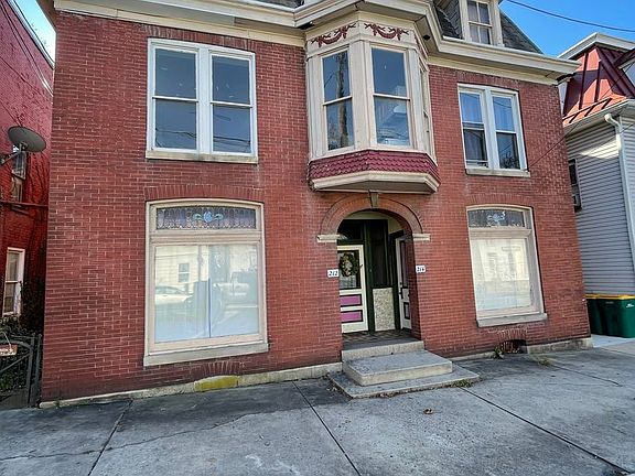 3rd image of 212-214 W Main St #212-2