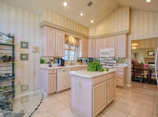 90 Chichester Rd, Monroe Township, NJ 08831