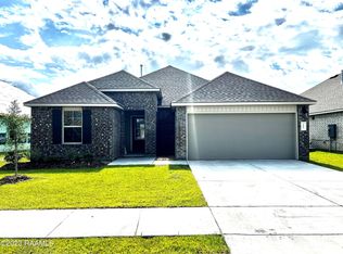 131 Romain Picard Dr, Maurice, LA 70555