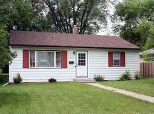 1518 4th St N, Fargo, ND 58102
