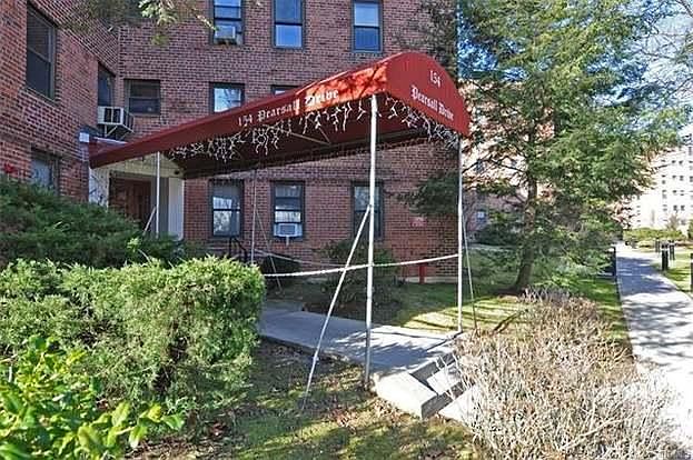 2nd image of 154 Pearsall Dr