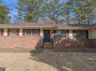 1326 Killian Hill Rd SW, Lilburn, GA 30047