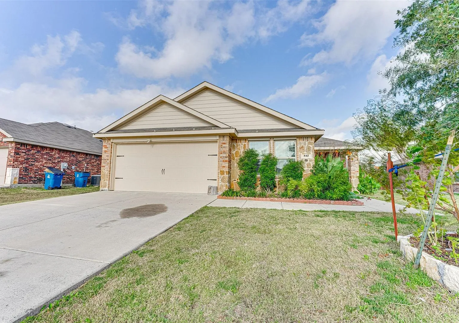 Charming 5-Bedroom Haven in Vibrant Josephine Community! — Photo 1