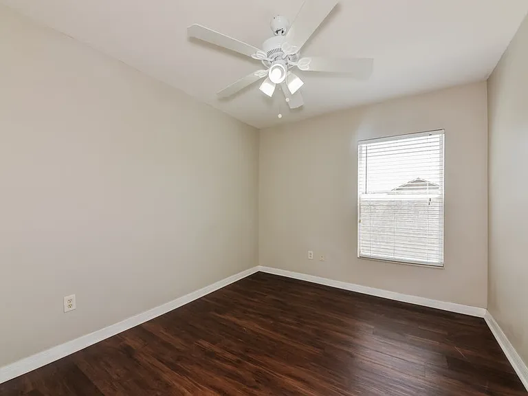 908 Larwood Pine Dr — Photo 12