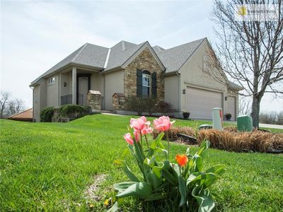 1719 S Fox Ridge Dr, Raymore, MO, 64083
