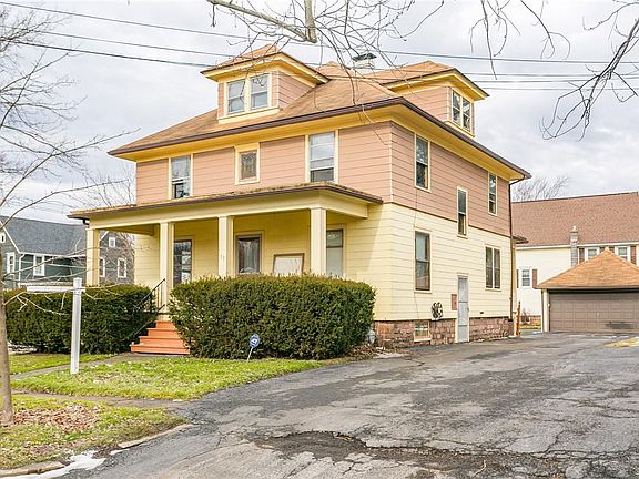 2nd image of 77 Geddes St